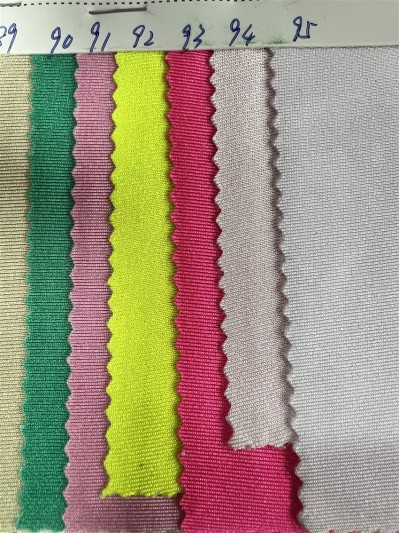 DG-BT recycled polyester glossy Lycra Composition: 82% recycled polyester 18% spandex Weight: 180g/㎡ detail view-11